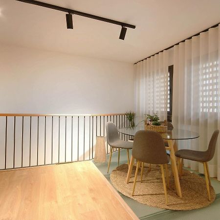 Moderno Apartamento Proximo A Barcelona By Alterhome Алелья Экстерьер фото